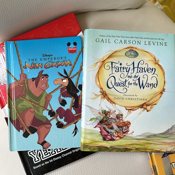 Disney + Ted Arnold + Gail Carson Levine Bundle of 4 EXCELLENT condition 📚 - Picture 4 of 7